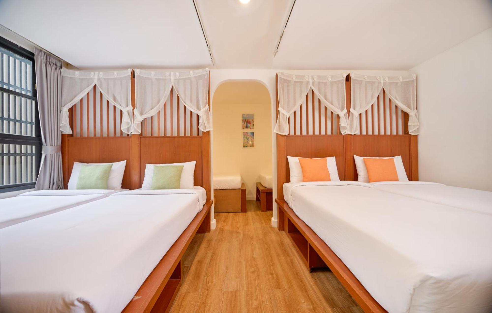 Nimit Boutique Hotel Bangkok Exterior photo